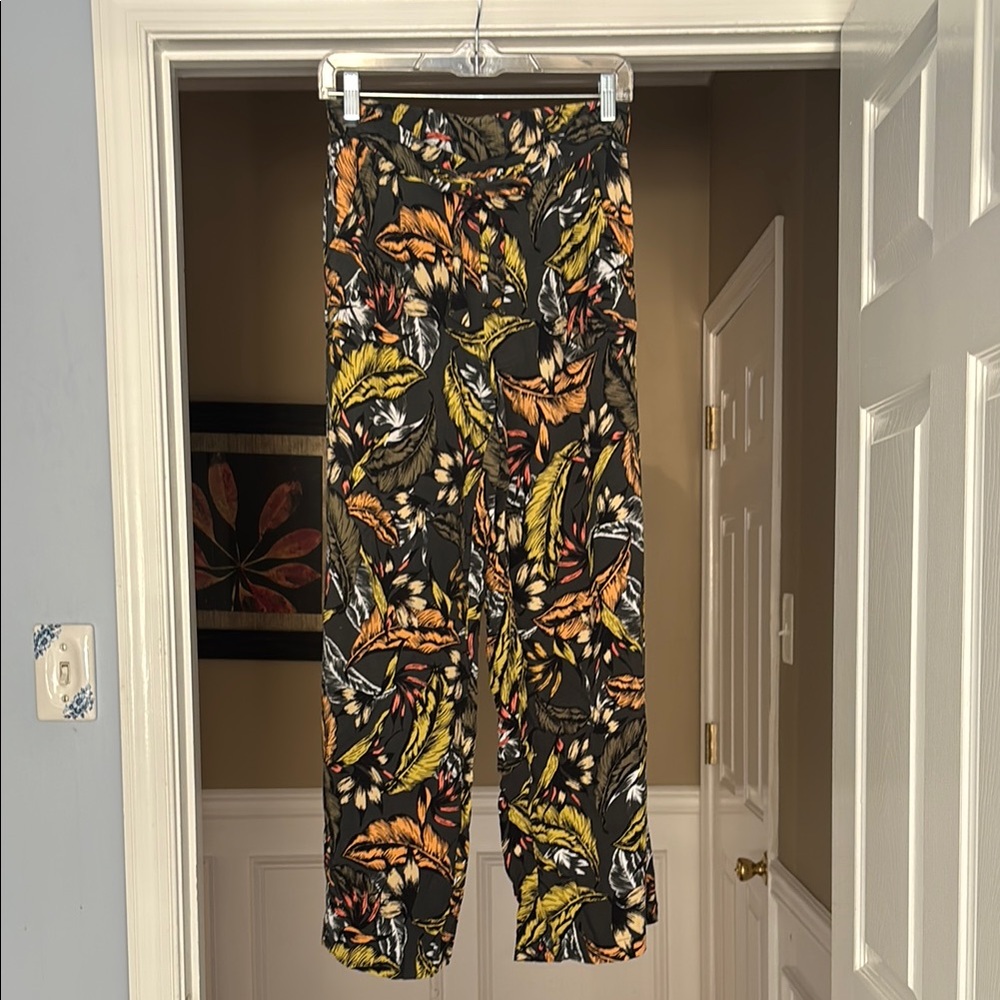 Primark Palm leaf Print wide leg Pants in Black and Yellow